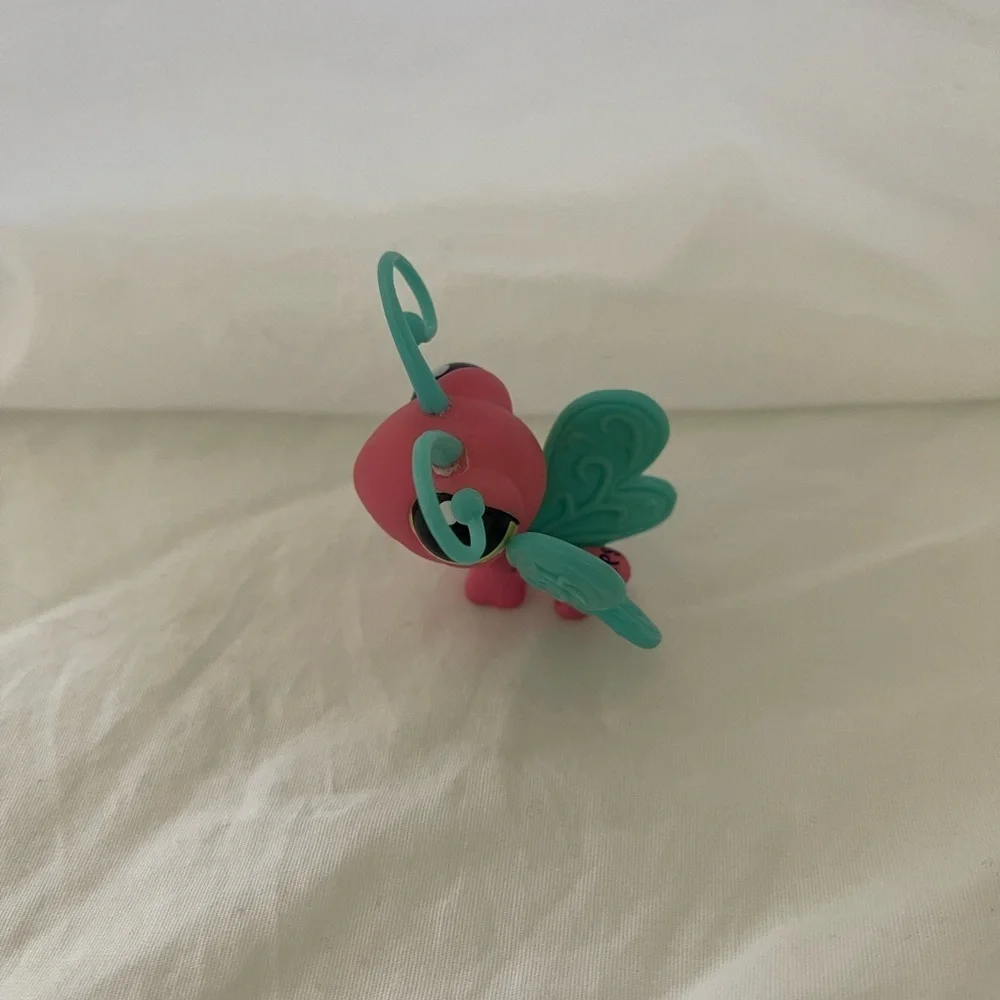 Littlest Pet Shop LPS Pink Butterfly #1917